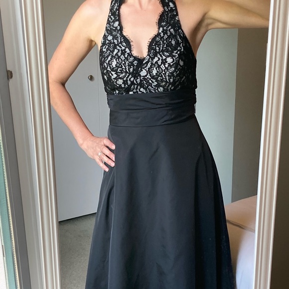 White House Black Market Dresses & Skirts - WHBM formal dress sz 0